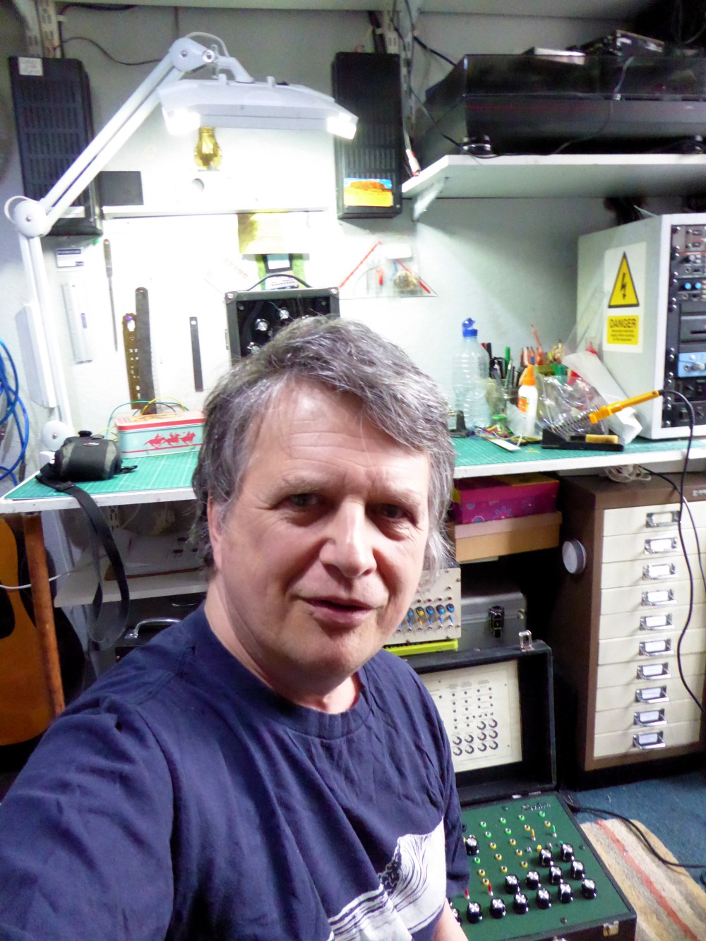 Nigel Ayers - PHOTO.JPG